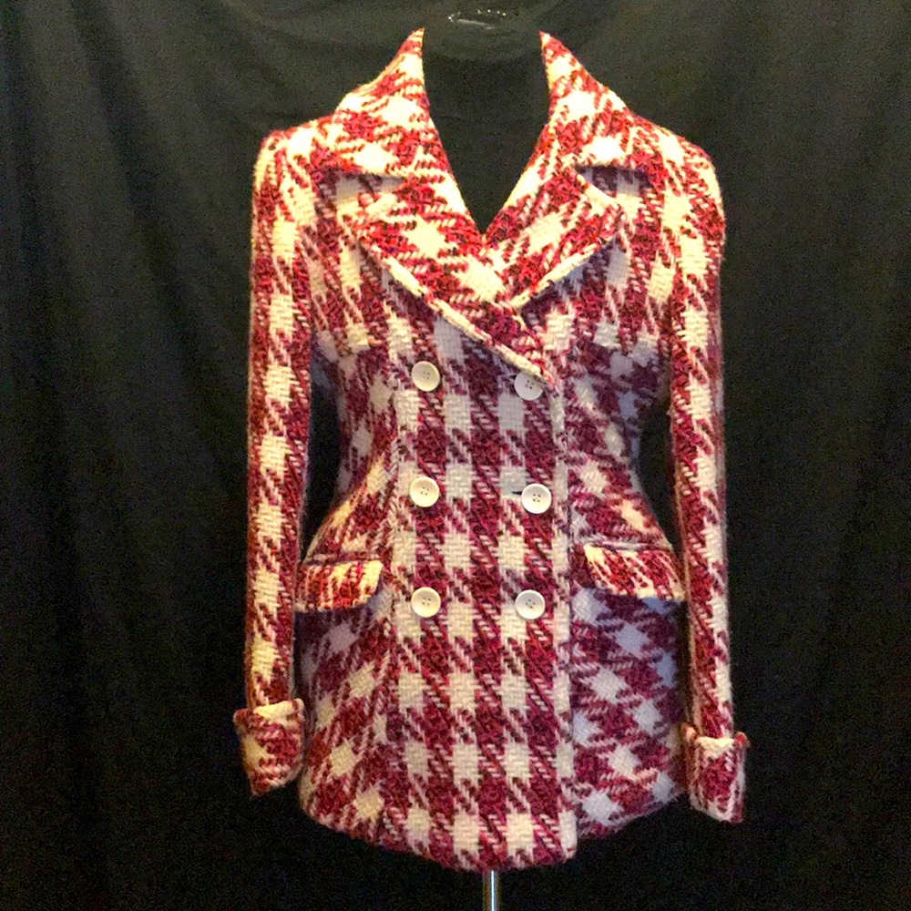 Victoria’s Secret (Moda Intl) misses winter coat